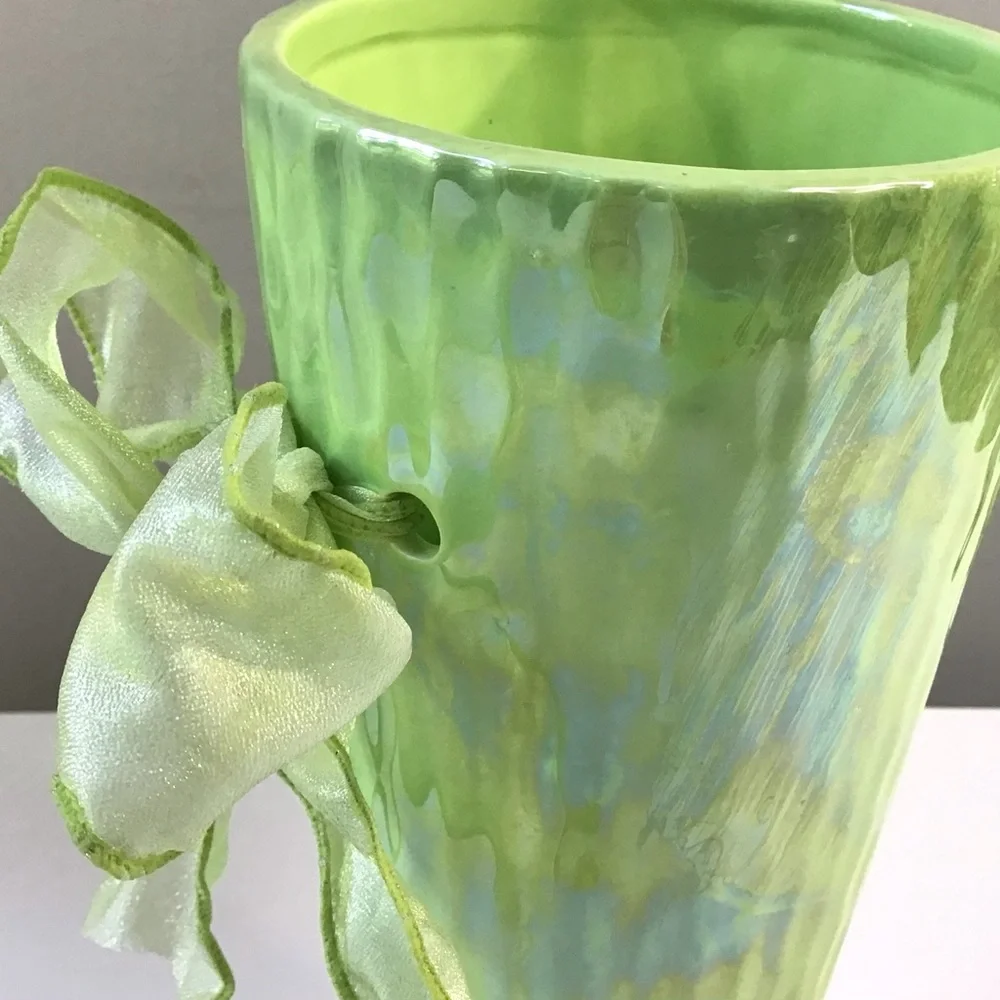 Vintage Green Iridescent Vase With Holes For Bow 10” Tall Textured Shiny Skinny - Picture 4 of 7